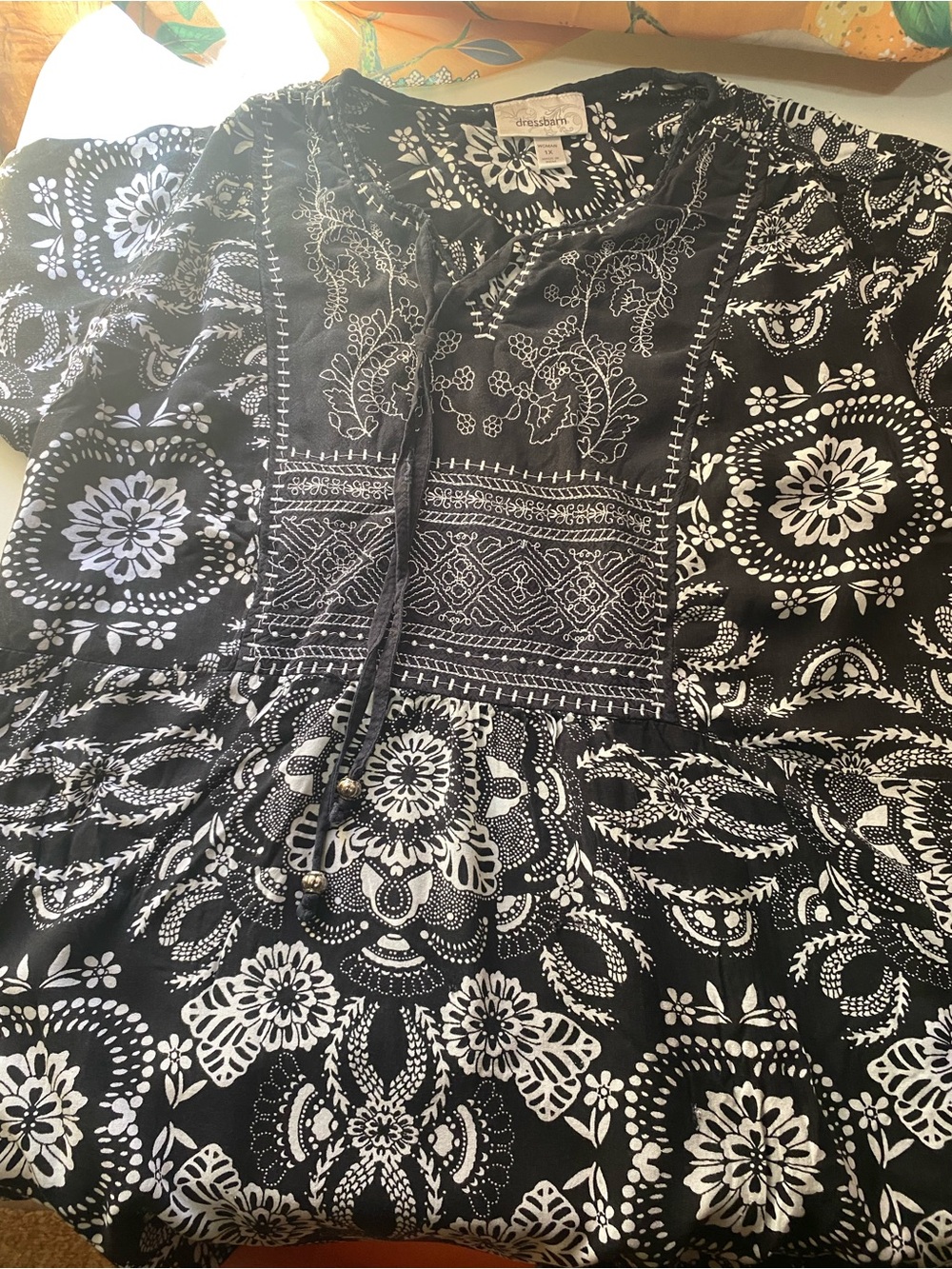 Dress Barn Black and White Embroidered Peasant Top